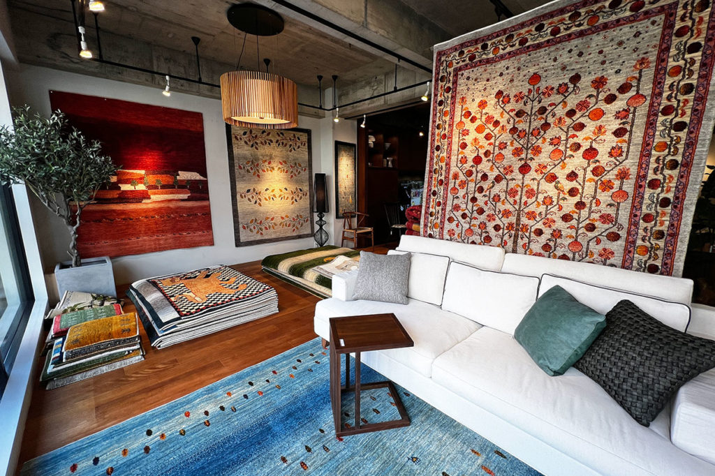 平日も「ギャッベ展in湯河原」開催しております！