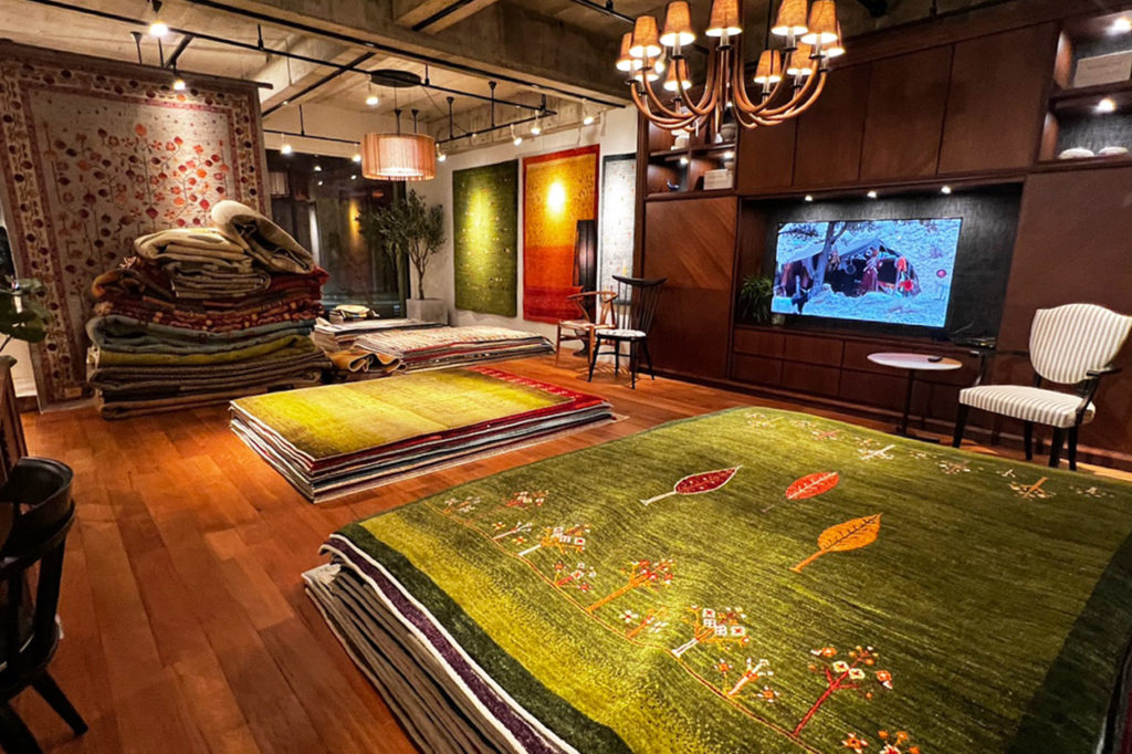 明日からの三連休も「ギャッベ展in湯河原」開催いたします！